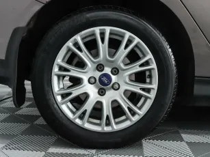 Ford  5