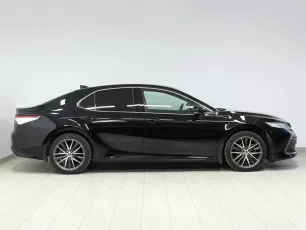 Toyota  3
