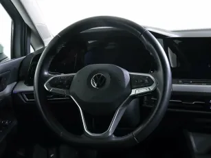 Volkswagen  10