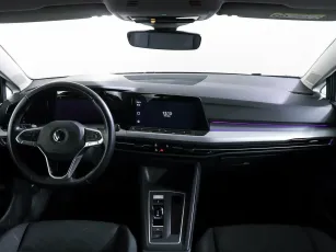 Volkswagen  8
