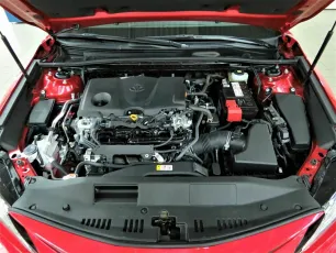 Toyota  8
