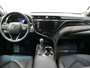 Toyota  11