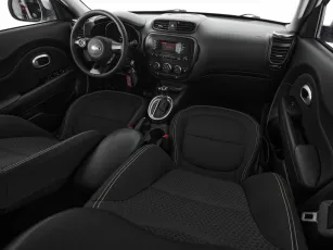 Kia  10