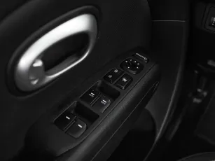 Kia  16