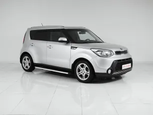Kia  3