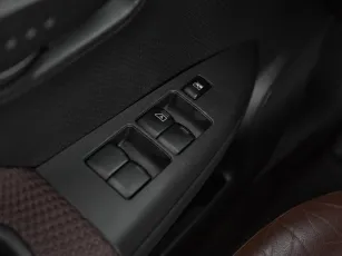 Nissan  14