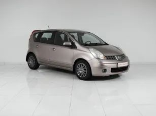Nissan  3