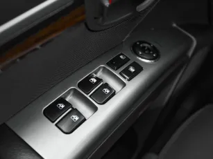 Hyundai  11