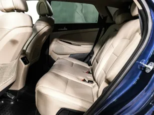 Hyundai  11