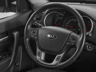 Kia  10