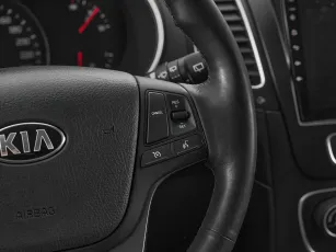 Kia  12