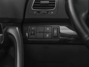 Kia  15