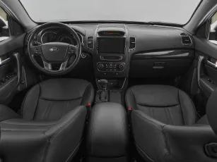 Kia  8