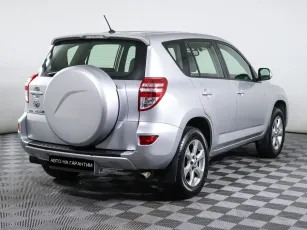 Toyota  3