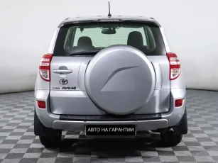 Toyota  4
