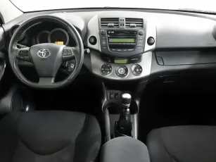 Toyota  6