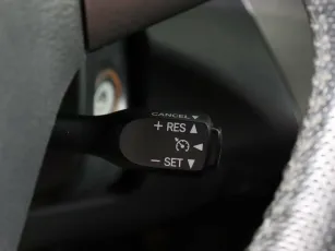 Toyota  9