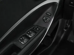 Hyundai  10