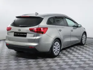 Kia  3
