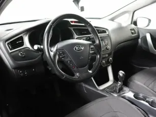 Kia  7