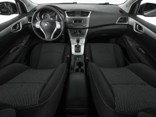 Nissan  7