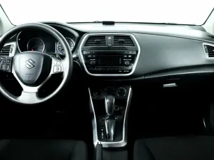 Suzuki  10