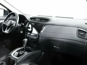 Nissan  7