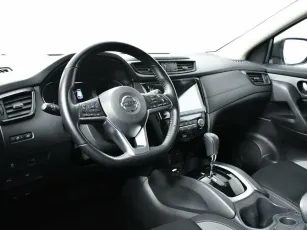 Nissan  8