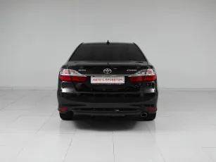 Toyota  6