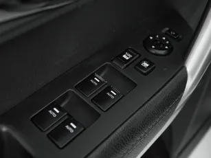 Kia  11