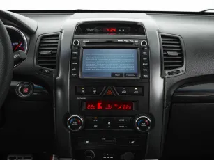 Kia  12
