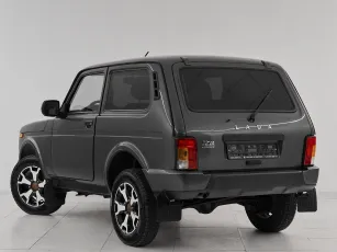 Lada (ВАЗ)  4