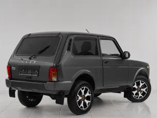 Lada (ВАЗ)  6