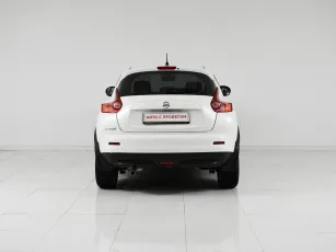 Nissan  6