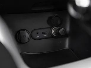 Kia  14