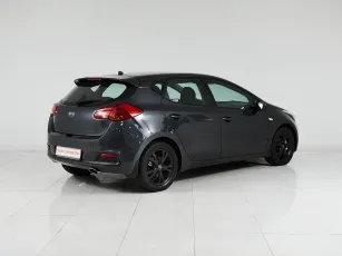 Kia  5