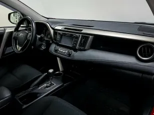 Toyota  7