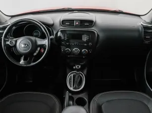 Kia  8