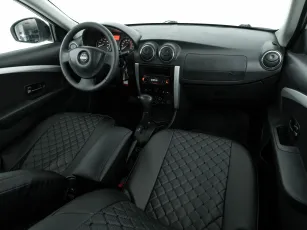 Nissan  10