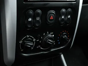 Nissan  13
