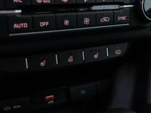 Kia  12