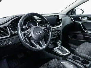 Kia  9