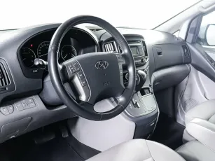 Hyundai  11