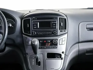 Hyundai  13
