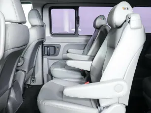 Hyundai  16