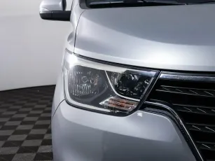 Hyundai  7