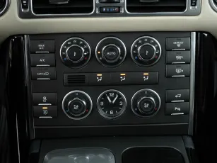 Land Rover  19