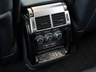 Land Rover  23