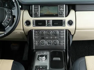 Land Rover  28
