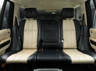Land Rover  31